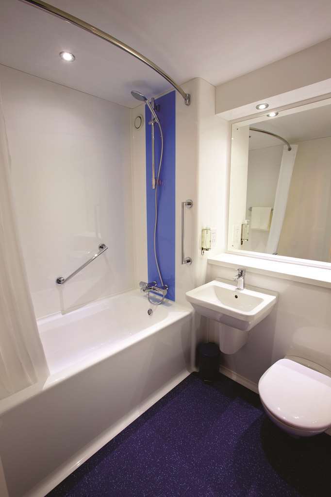 Travelodge Halifax Quarto foto